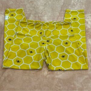 Purusha People Bee Honeycomb Pattern Print Capri Leggings Size 2